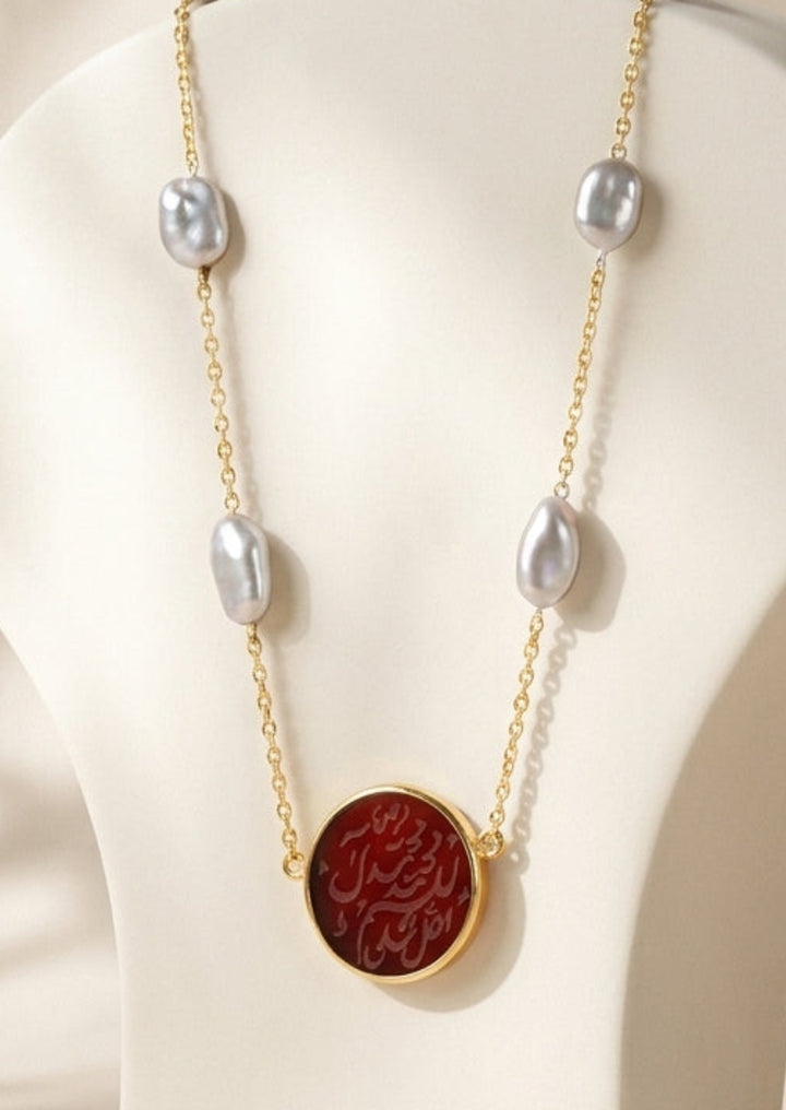 Collier Muhammed en argent sterling plaqué or gravé à la main avec perles grises et Aqeeq