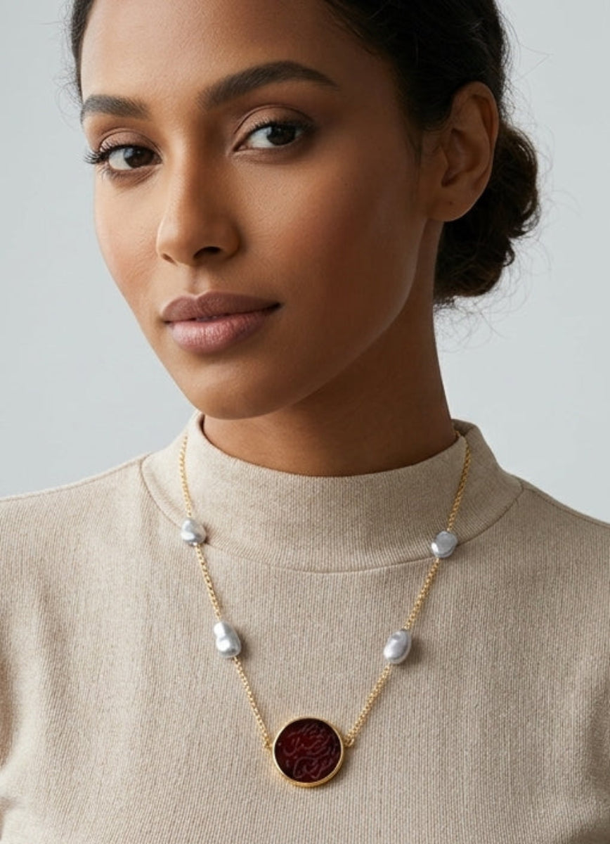 Collier Muhammed en argent sterling plaqué or gravé à la main avec perles grises et Aqeeq