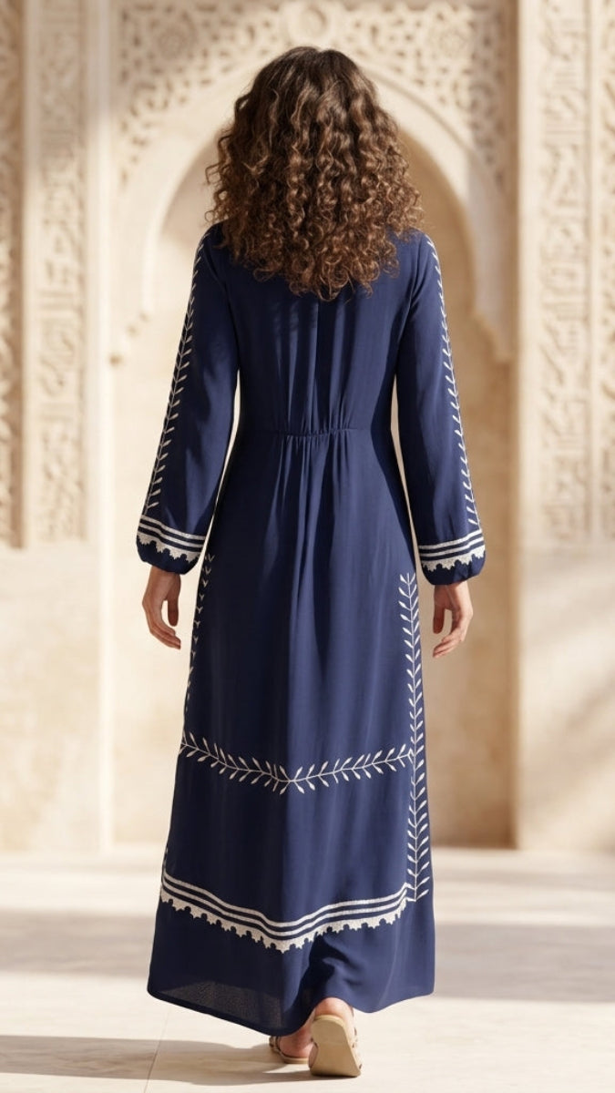 Robe longue longue modeste en mousseline de soie smockée Nadia - Noir
