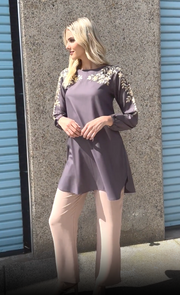 Alisha Gold Embellished Long Modest Tunic - Dusty Purple - PRÉCOMMANDE (expédié dans 2 semaines)