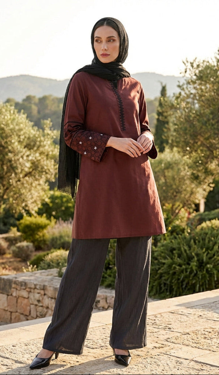 Tunique longue et modeste de tous les jours Parisa Mostly Cotton - Charbon - PRÉCOMMANDE (expédiée dans 2 semaines)