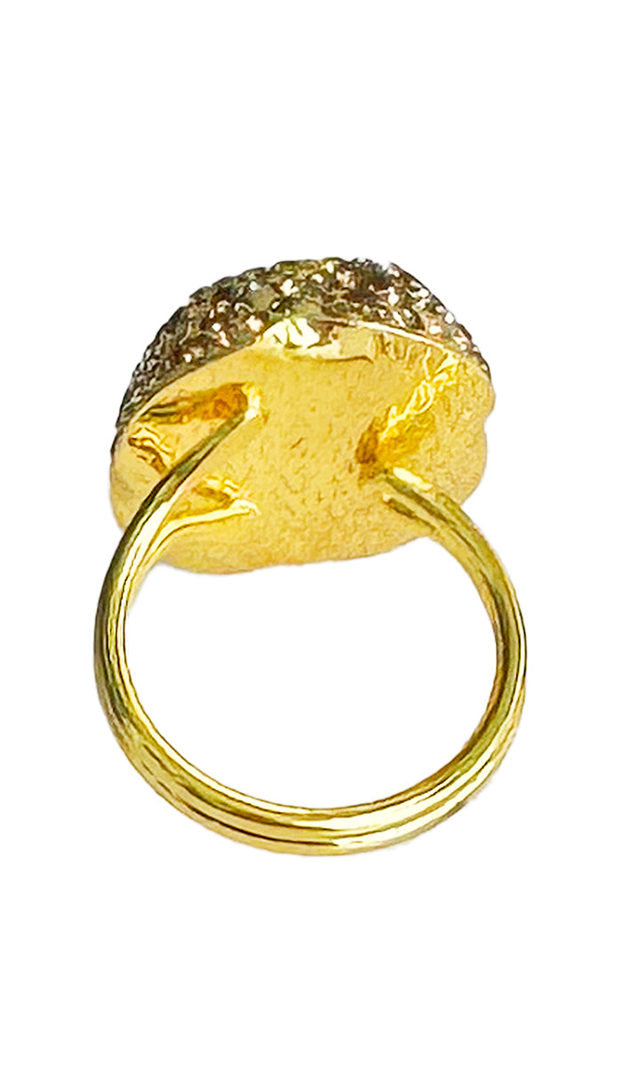 inside view of gold ring. 