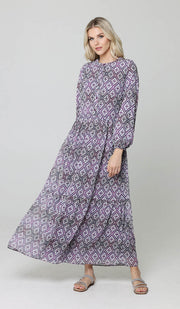 Armine - Robe longue modeste imprimée à plusieurs niveaux - Violet