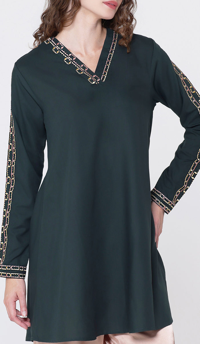 Tunique longue et modeste de tous les jours Parisa Mostly Cotton - Charbon - PRÉCOMMANDE (expédiée dans 2 semaines)