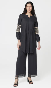 Hadiza Embroidered Cotton Modest Tunic - Black - PREORDER (ships in 2 weeks)