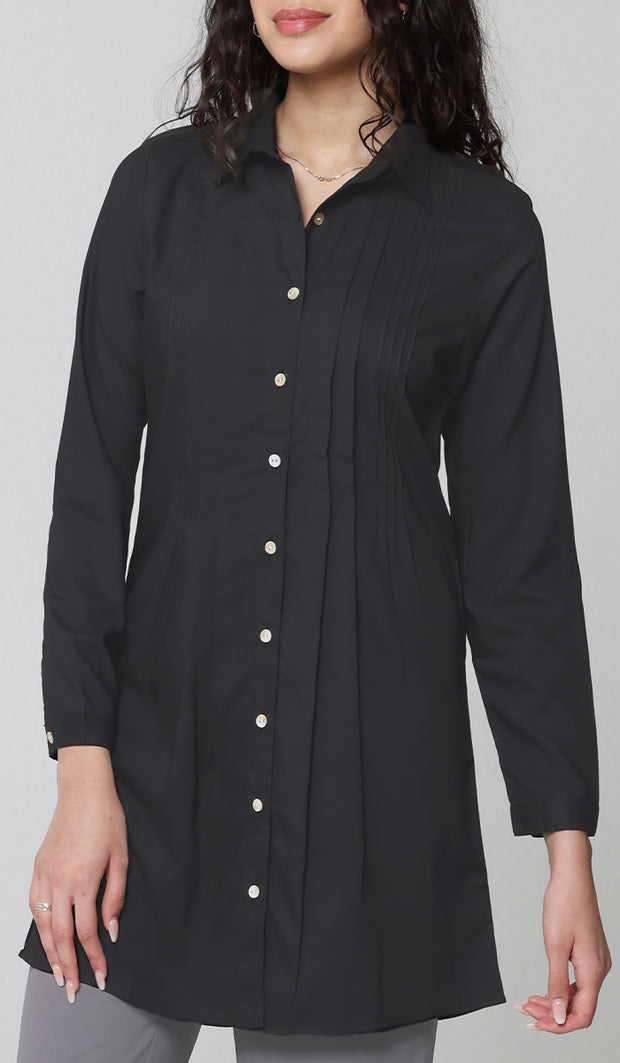 Robe tunique boutonnée plissée Hanane principalement en coton - Noir - PRÉCOMMANDE (expédiée dans 2 semaines)