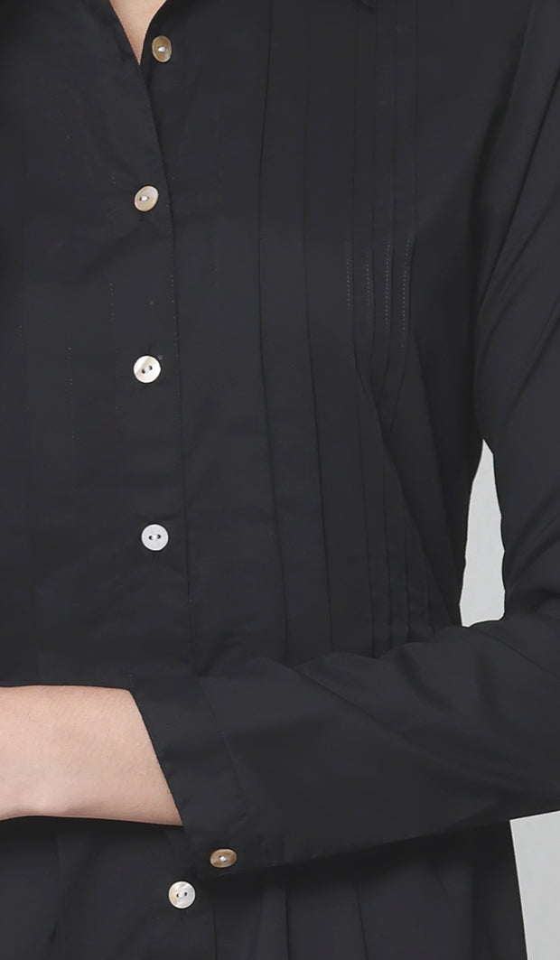 Robe tunique boutonnée plissée Hanane principalement en coton - Noir - PRÉCOMMANDE (expédiée dans 2 semaines)