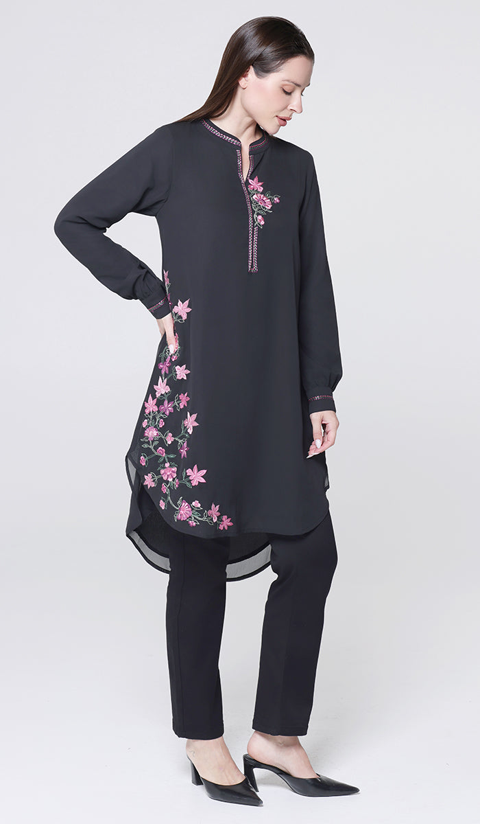 Hiba Embroidered Modest Midi Tunic - Black - PREORDER (ships in 2 weeks)