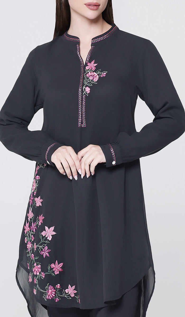Hiba Embroidered Modest Midi Tunic - Black - PREORDER (ships in 2 weeks)