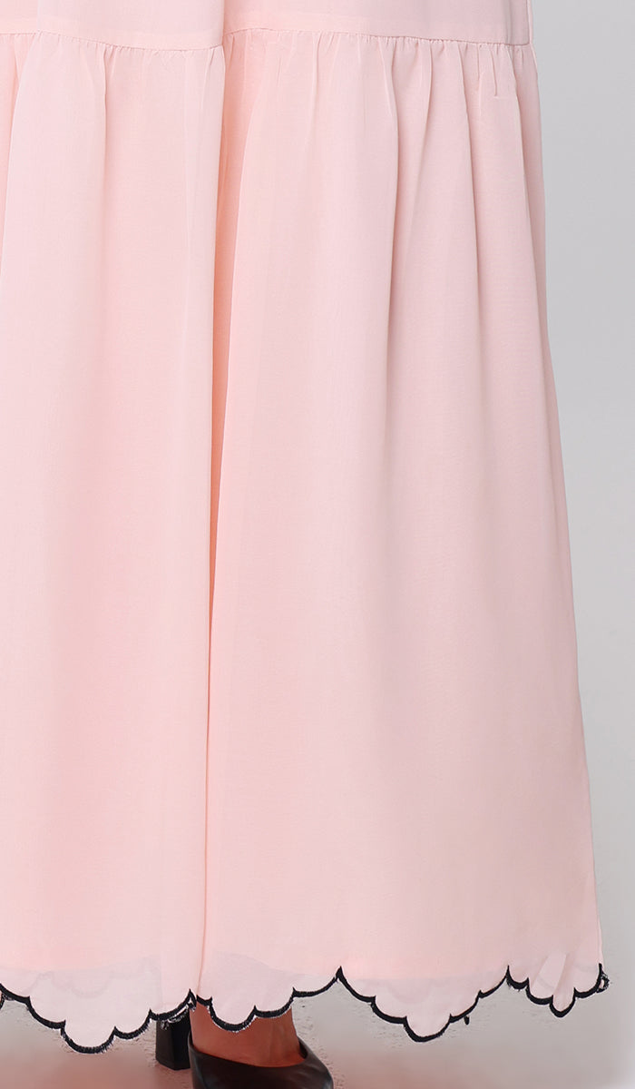 Robe longue longue modeste en mousseline de soie smockée Nadia - Noir