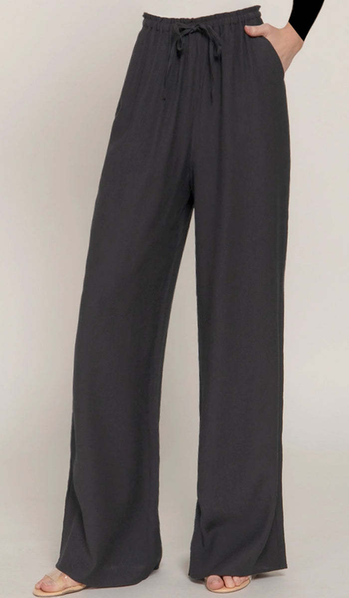 Lina Flowy Everyday Pants - Black