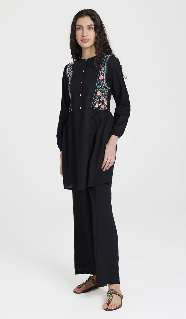 Marzo Embroidered Cotton Modest Buttondown Tunic - Black - PREORDER (ships in 2 weeks)