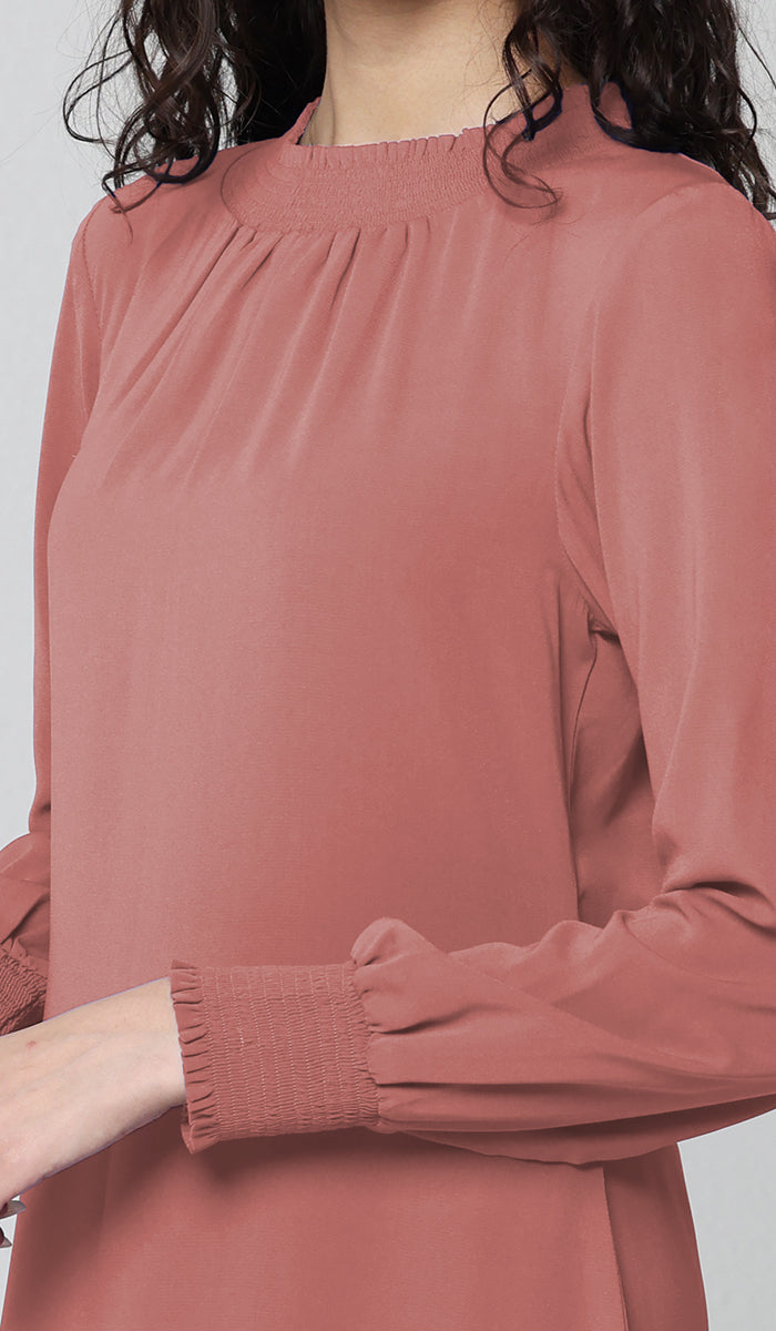 Tunique modeste longue smockée Mishal Essential - Rose corail - PRÉCOMMANDE (expédiée dans 2 semaines)