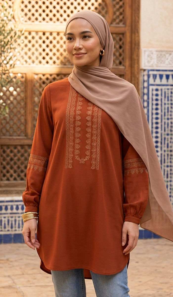 Tunique Longue Modeste Brodée Razia - Safran