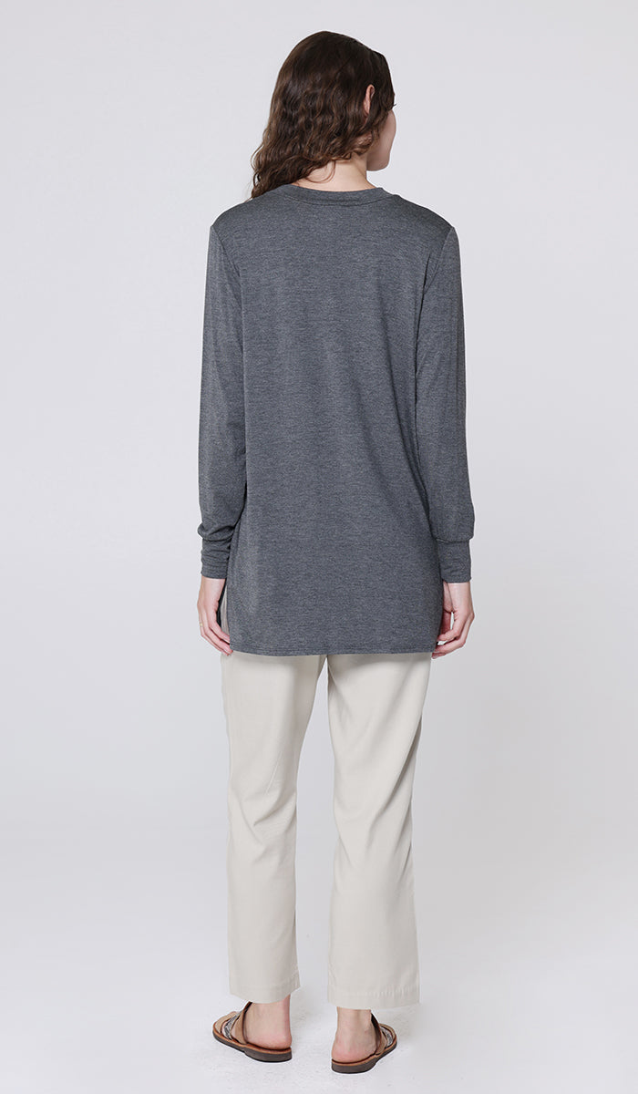 T-shirt modeste à manches longues Peachy Soft - Noir