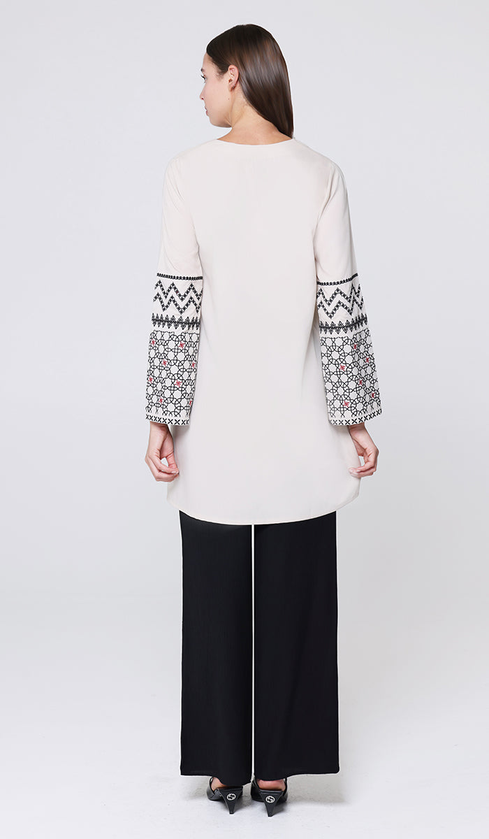 Tunique longue et modeste de tous les jours Parisa Mostly Cotton - Charbon - PRÉCOMMANDE (expédiée dans 2 semaines)