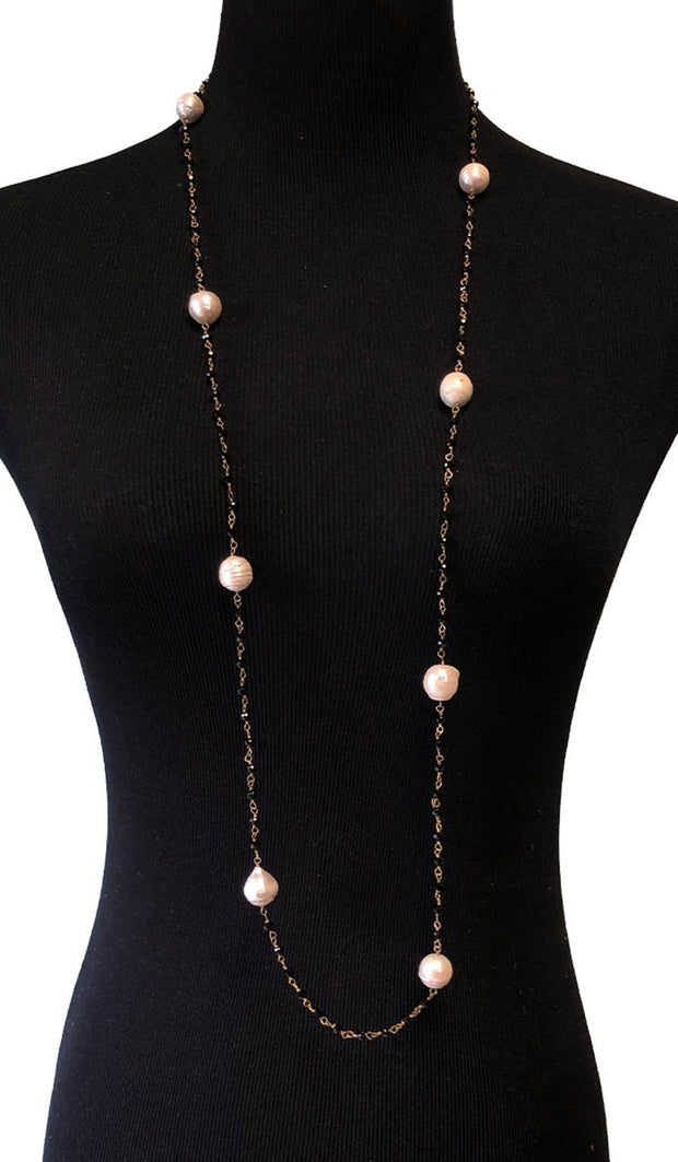 Black Onyx Pearl Necklace | White pearl necklace, Black pearl necklace,  Pearls