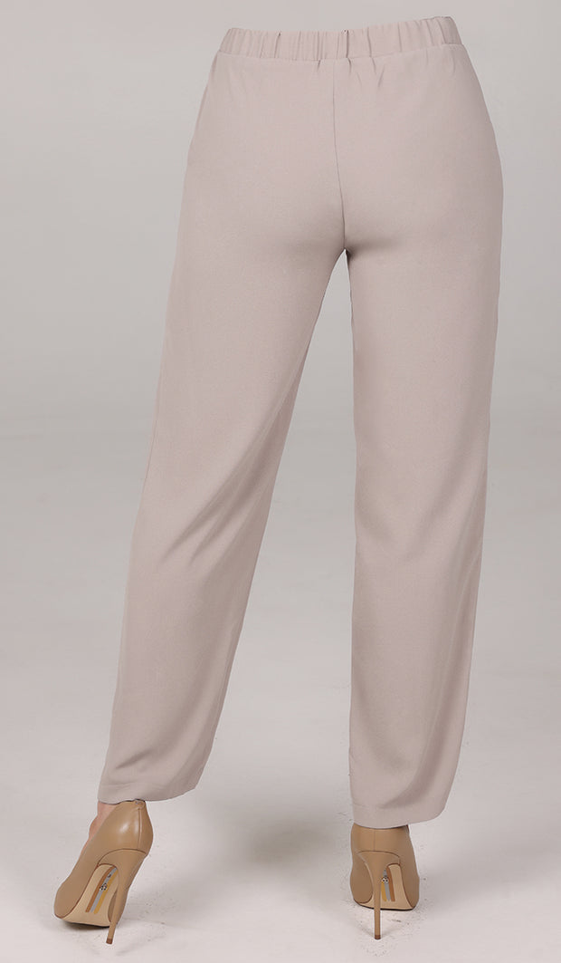 Sakinah Loose Stretch Waist Tapered Leg Pants - Cream