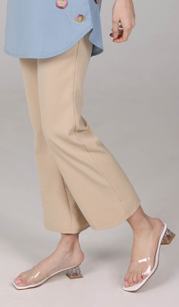 Pantalon habillé évasé extensible Lyla - Crème au beurre