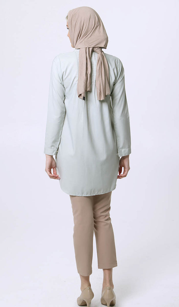 Robe tunique brodée Nadra principalement en coton - Menthe